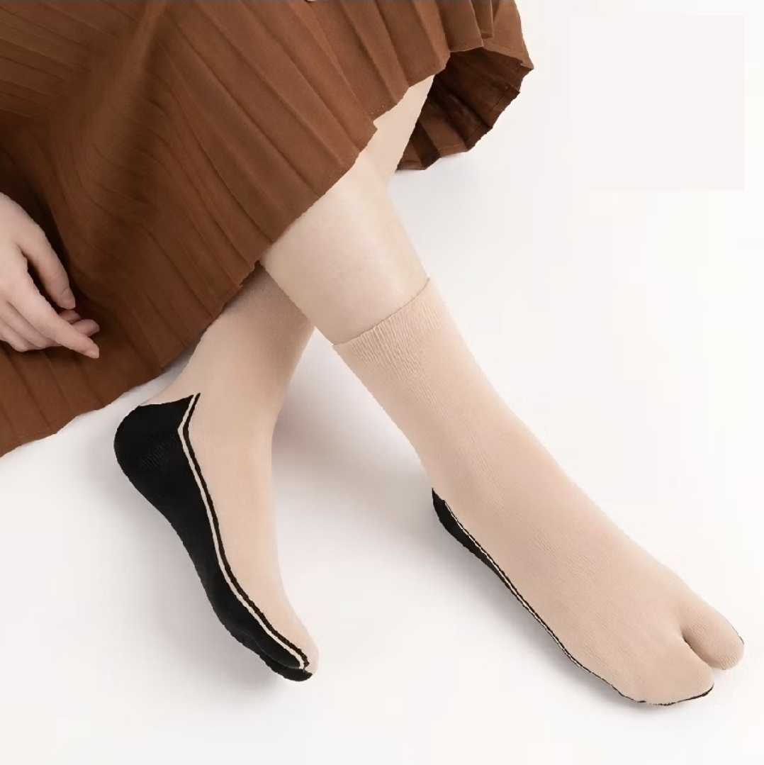 12 pasang kaos kaki jempol muslimah